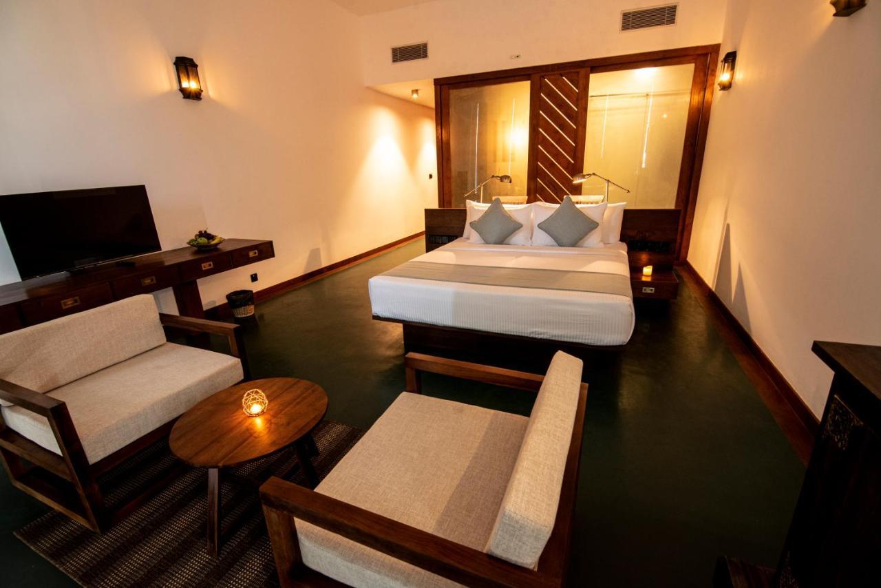 The Rockwall Boutique Hotel Bentota Esterno foto