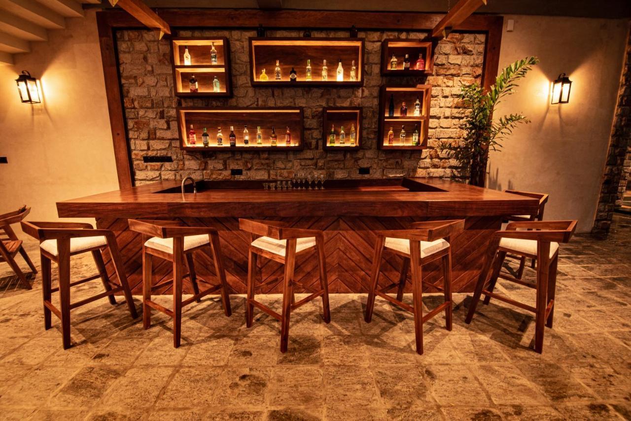 The Rockwall Boutique Hotel Bentota Esterno foto