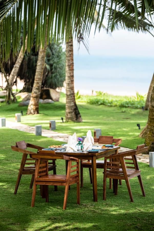 The Rockwall Boutique Hotel Bentota Esterno foto