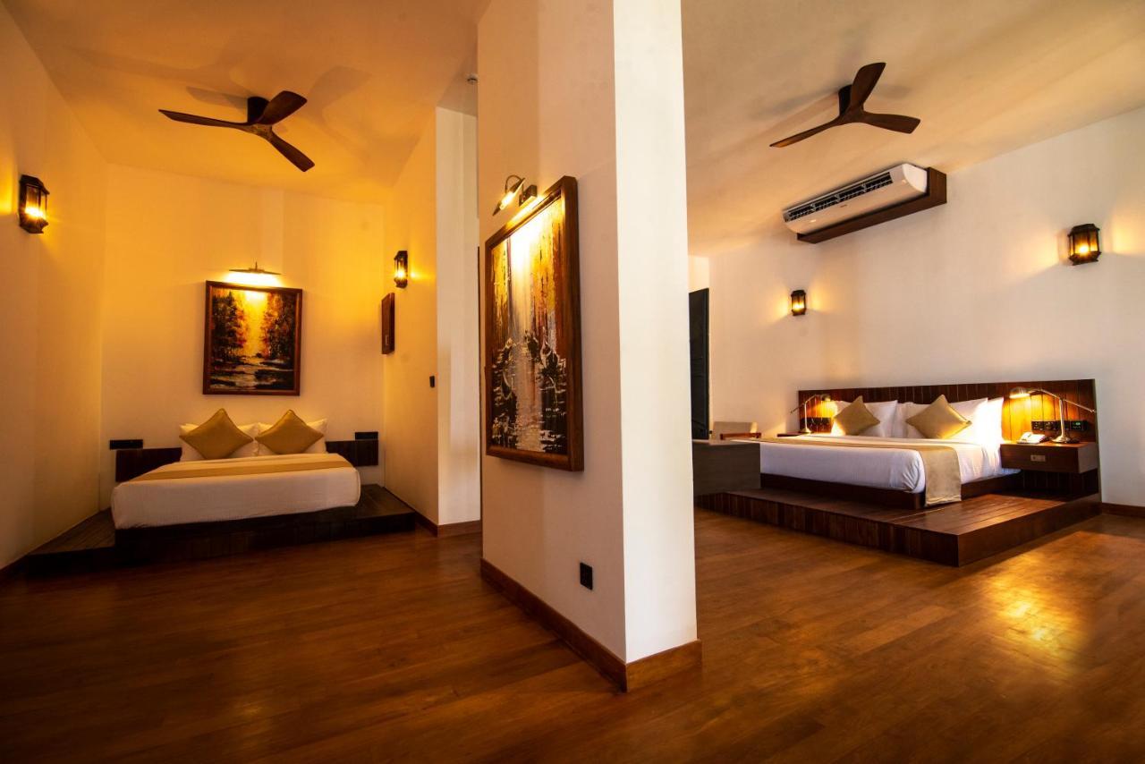 The Rockwall Boutique Hotel Bentota Esterno foto